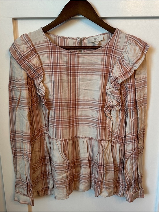 LOFT Tops - LOFT Rose Plaid Ruffle Peplum Top